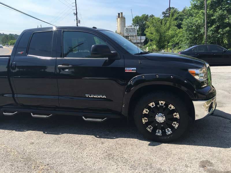 Toyota Tundra - Rear Section